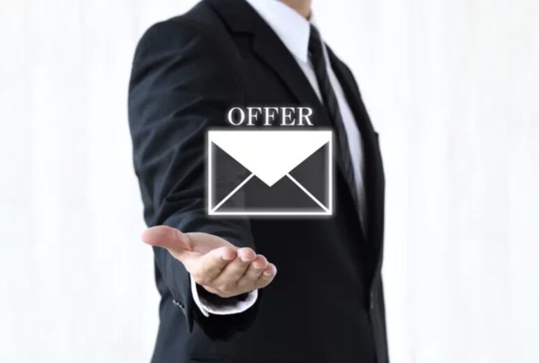 オファー